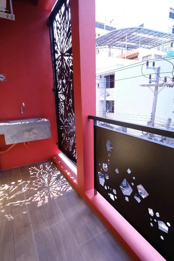 Room2U Hat Yai Bagian luar foto